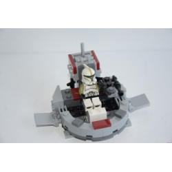 LEGO Star Wars: Clone Trooper Speeder Klónparancsnok minifigurával