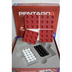 Pentago stratégiai társasjáték