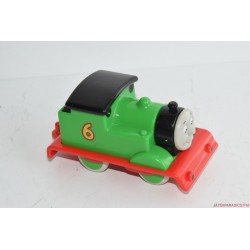Thomas gőzmozdony barátja Percy mozdony