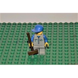 LEGO irodai takarító személyzet figura