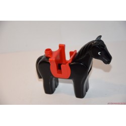 Lego Duplo fekete ló lovacska nyereggel