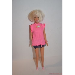 Vintage ciklámen felsős Barbie baba