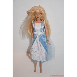 Mattel Barbie baba különleges cérnás hajjal