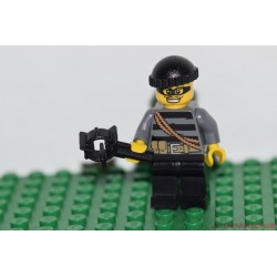 LEGO útonálló bandita minifigura
